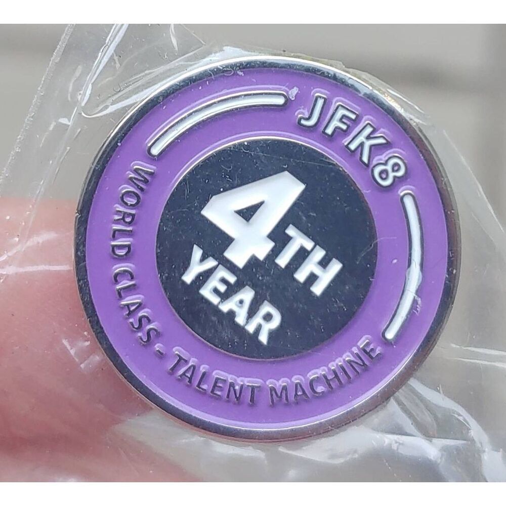 Amazon Peccy Pin "JFK8 4th Year World Class Talent Machine"